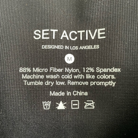 SET Active Sculptflex Leggings - As Seen on Kylie Jenner - Picture 4 of 5